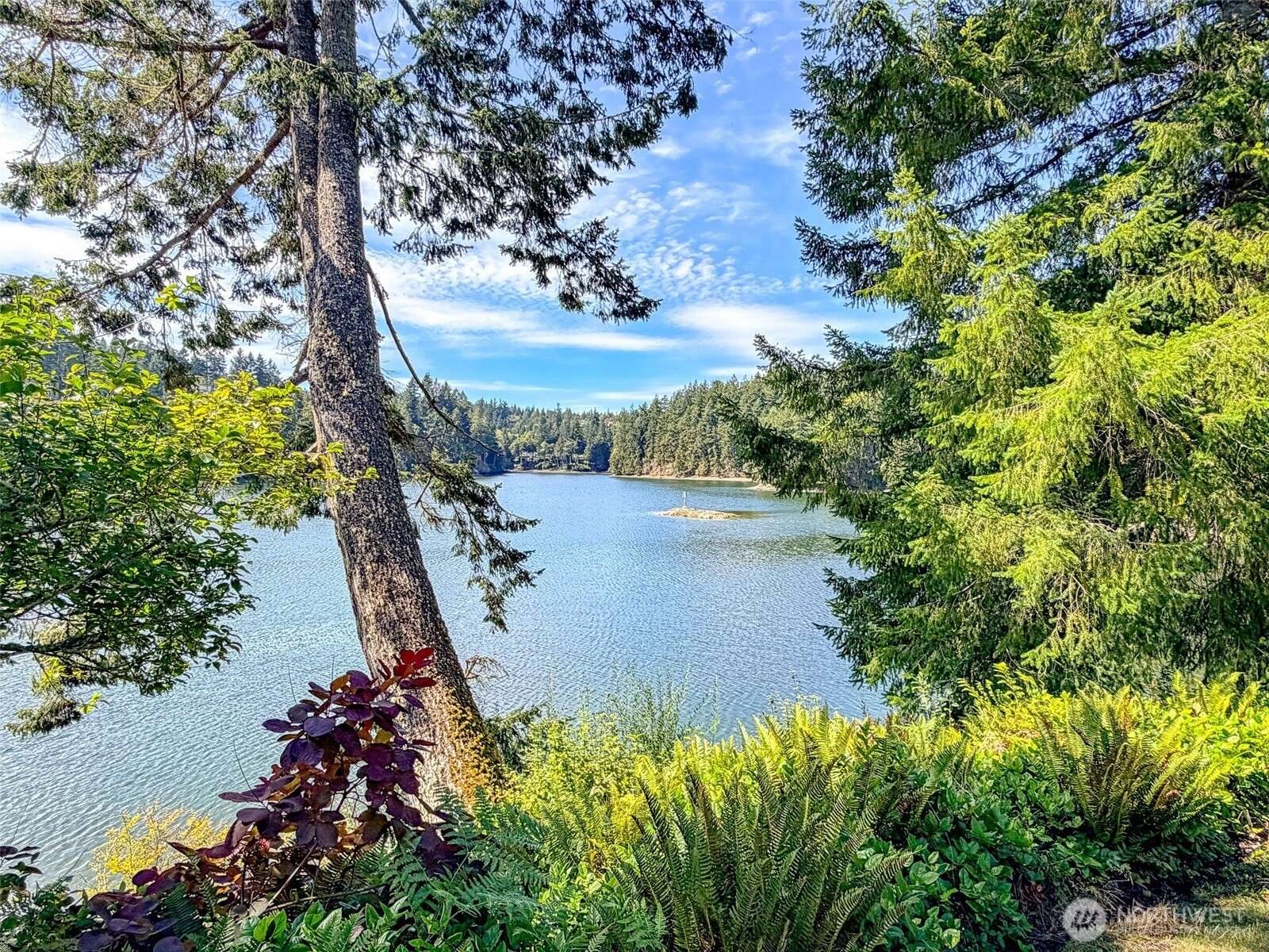 81 W Ludlow Point RD, Port Ludlow, WA 98365