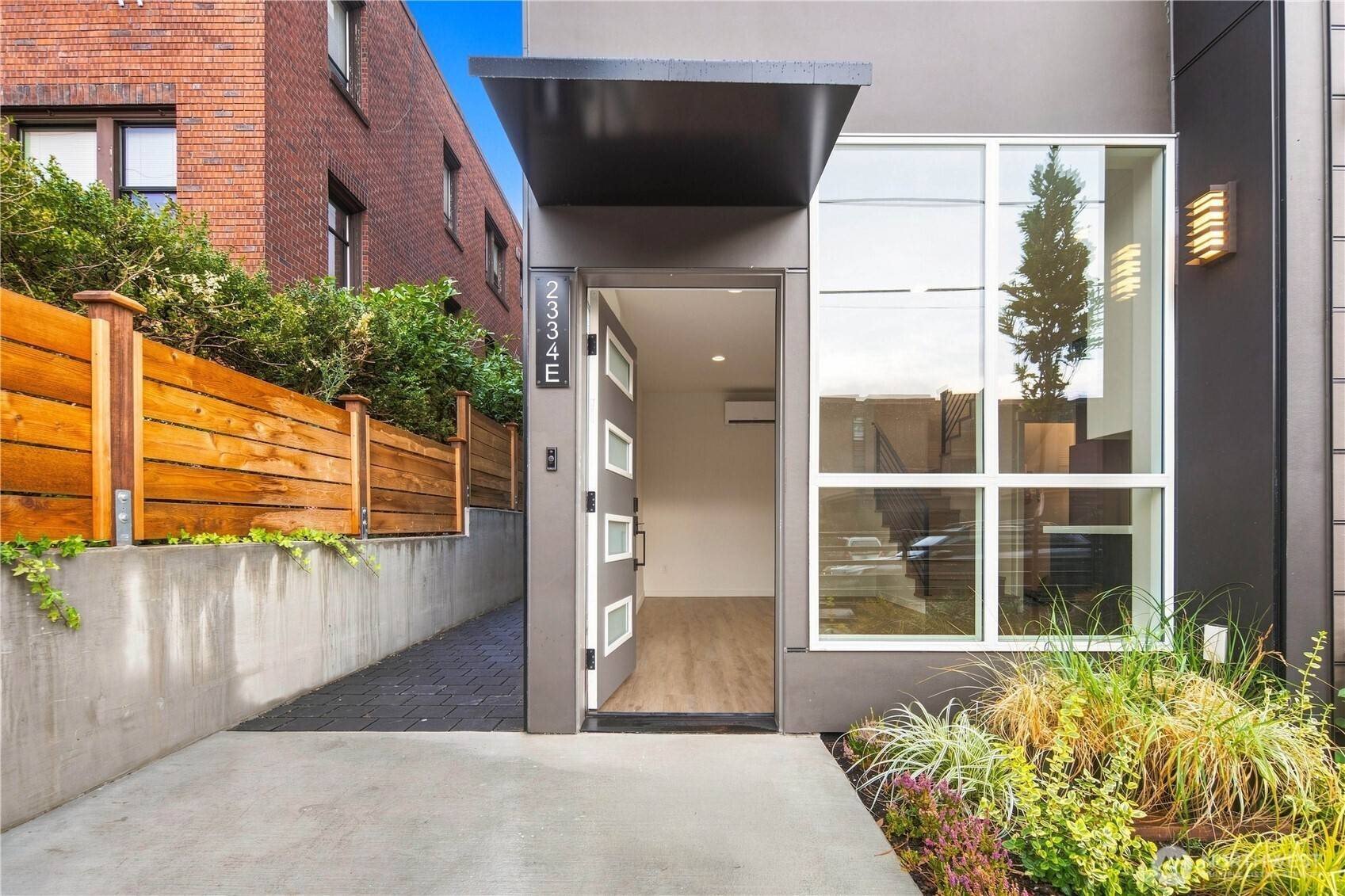 2334 Franklin AVE E #E, Seattle, WA 98102