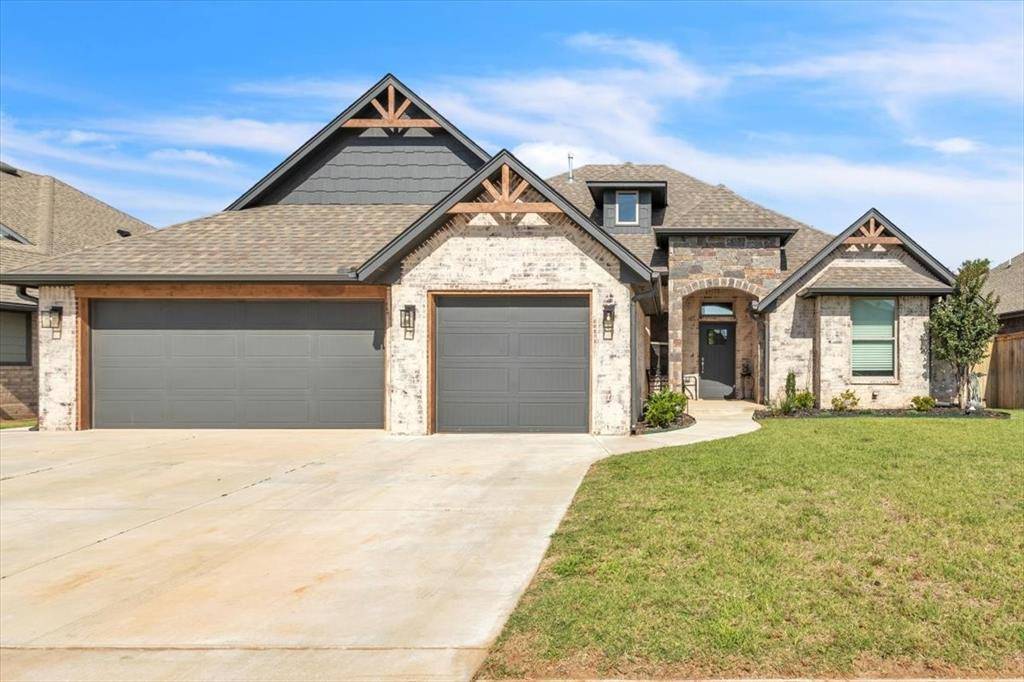 2005 Aminas DR, Yukon, OK 73099
