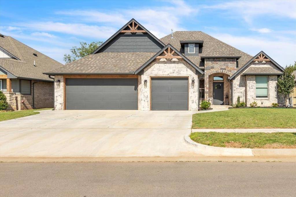 2005 Aminas DR, Yukon, OK 73099