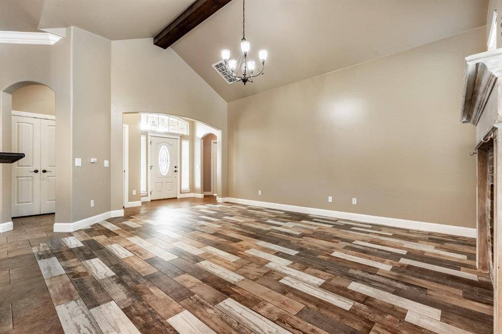 13909 Drakes WAY, Yukon, OK 73099