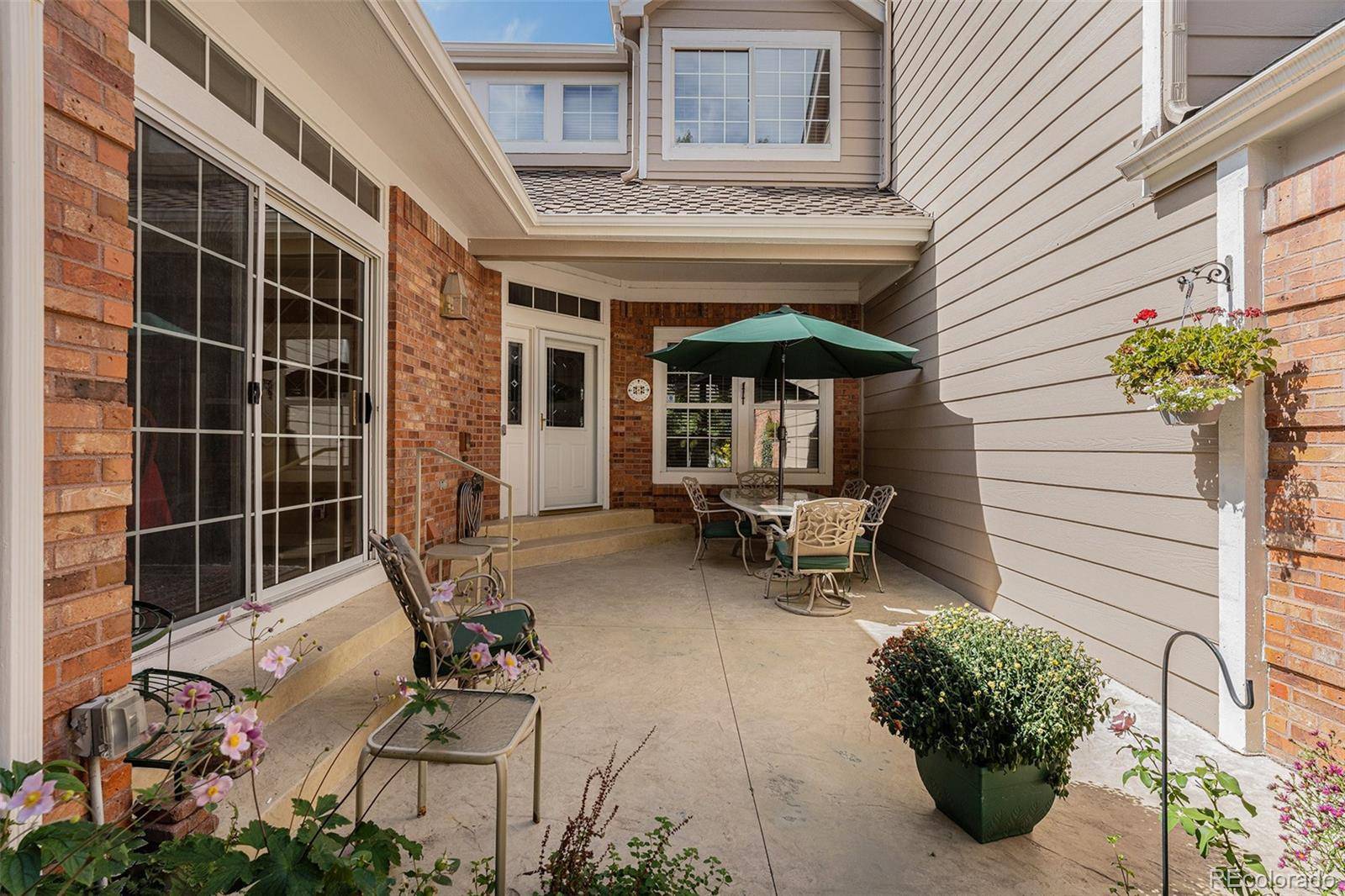 9873 Greensview CIR, Lone Tree, CO 80124