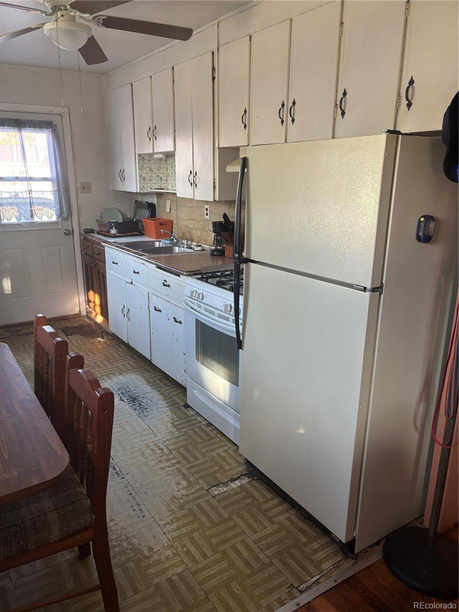 7630 Leyden LN, Commerce City, CO 80022