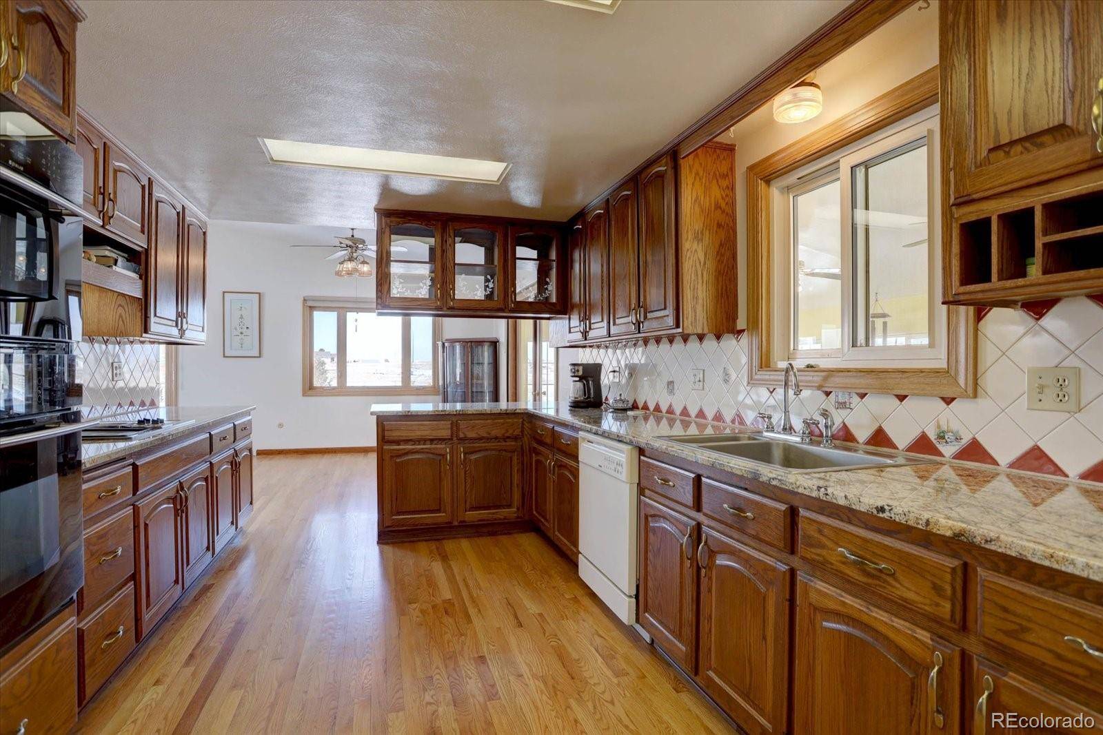 11810 Mesa View RD, Larkspur, CO 80118
