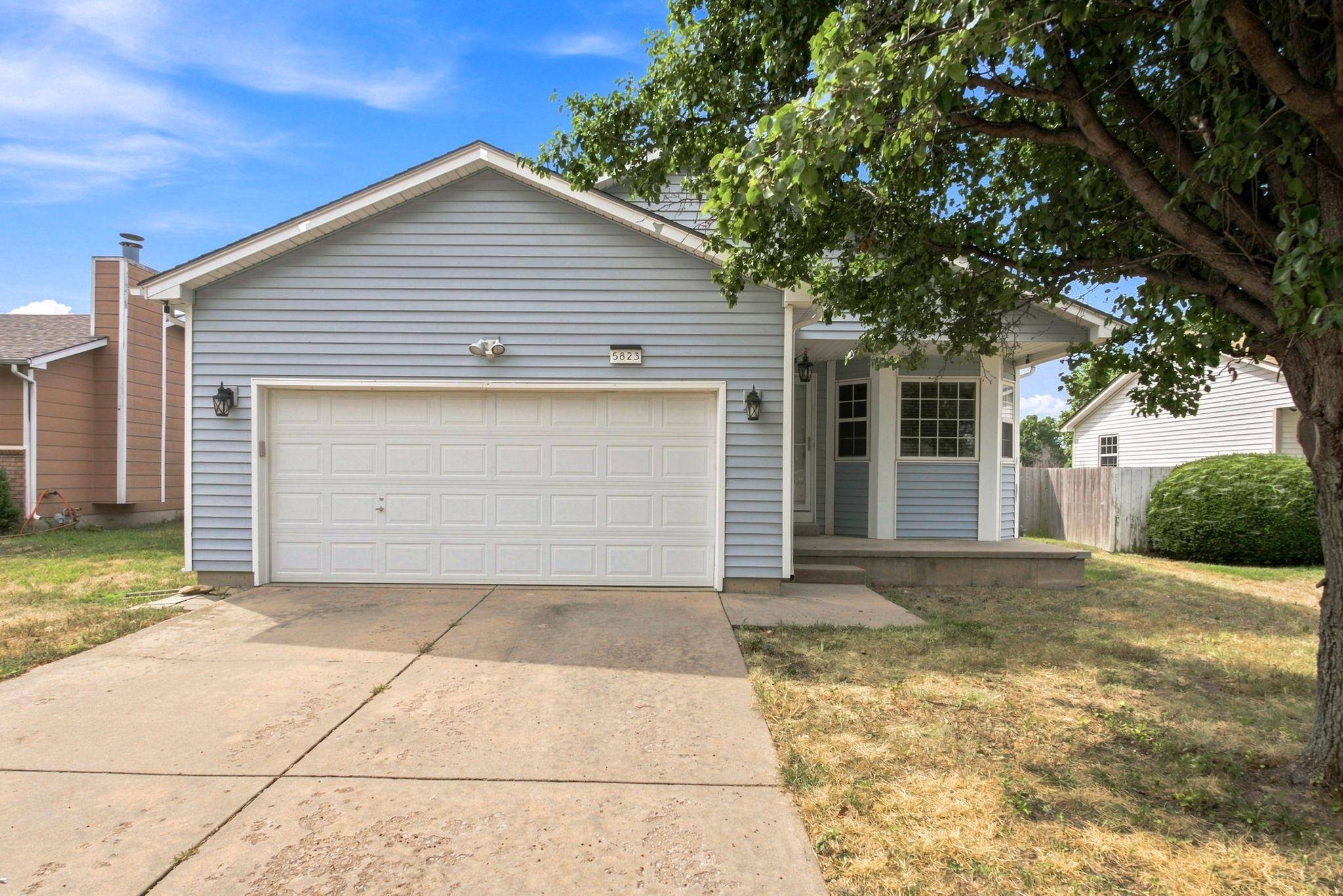 5823 W 41st Cir S, Wichita, KS 67215