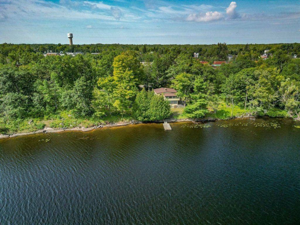29 Kilty Bay RD, Georgian Bay, ON P0C 1H0