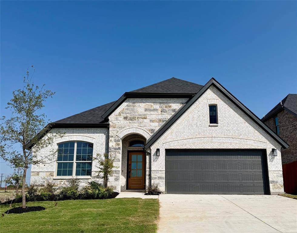 2813 Slama Trail, Crandall, TX 75114