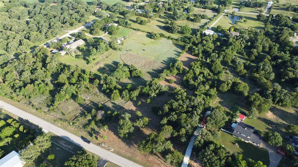 8005 Vista Lago Street, Azle, TX 76020