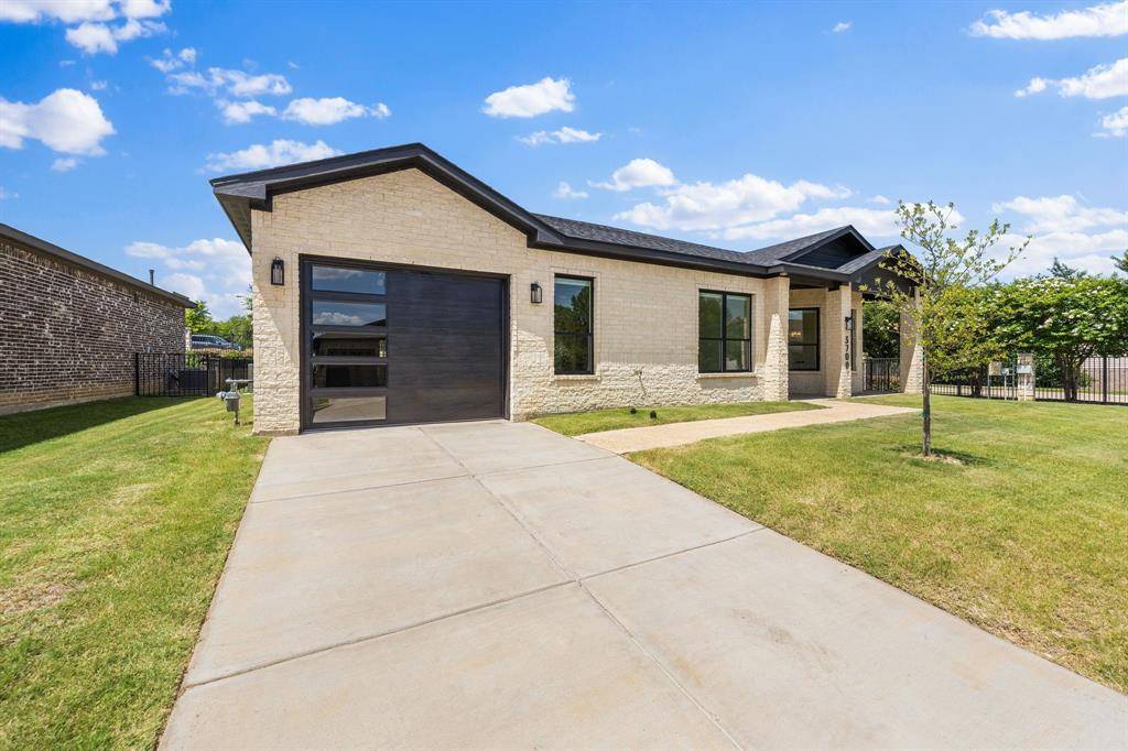 3700 Creek View Drive, Mckinney, TX 75071