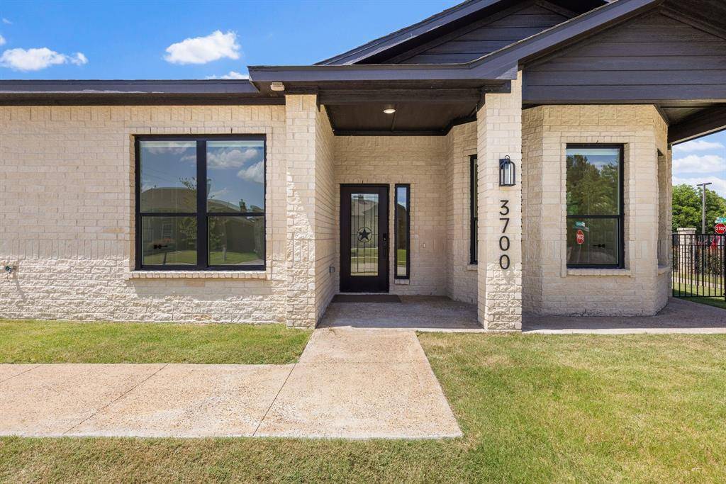 3700 Creek View Drive, Mckinney, TX 75071