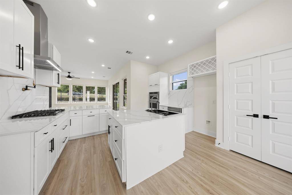 3700 Creek View Drive, Mckinney, TX 75071