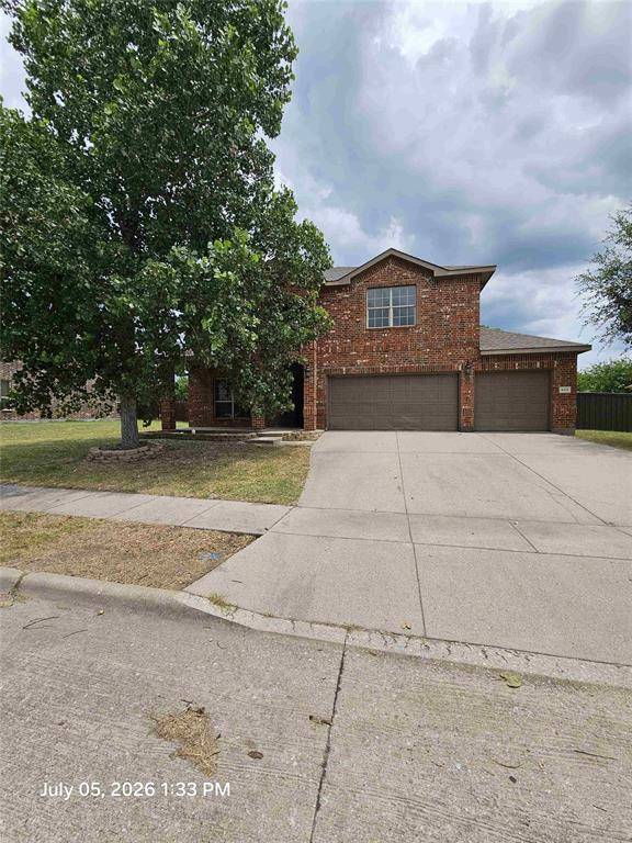 200 Burnett Drive, Lavon, TX 75166