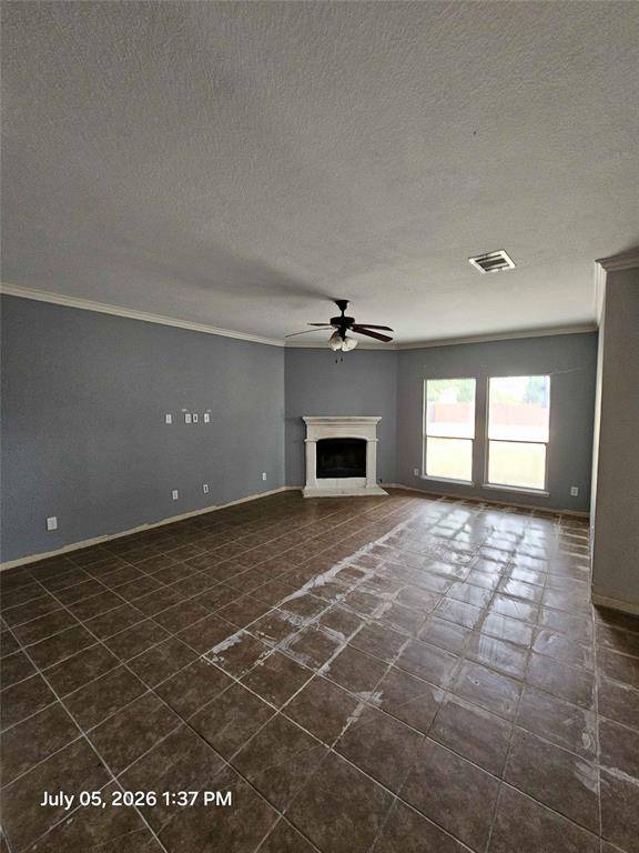 200 Burnett Drive, Lavon, TX 75166
