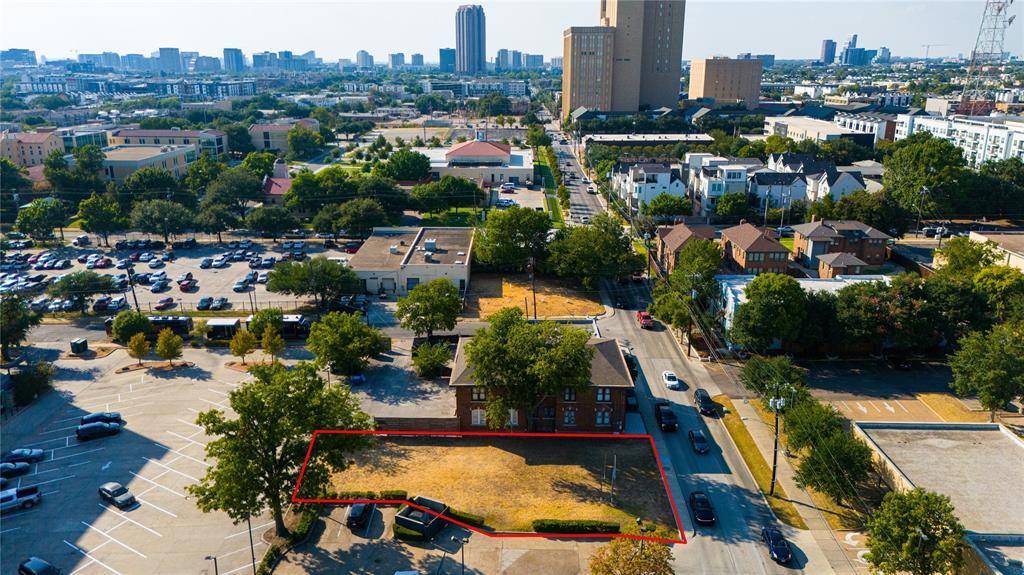 911 N Haskell Avenue, Dallas, TX 75204