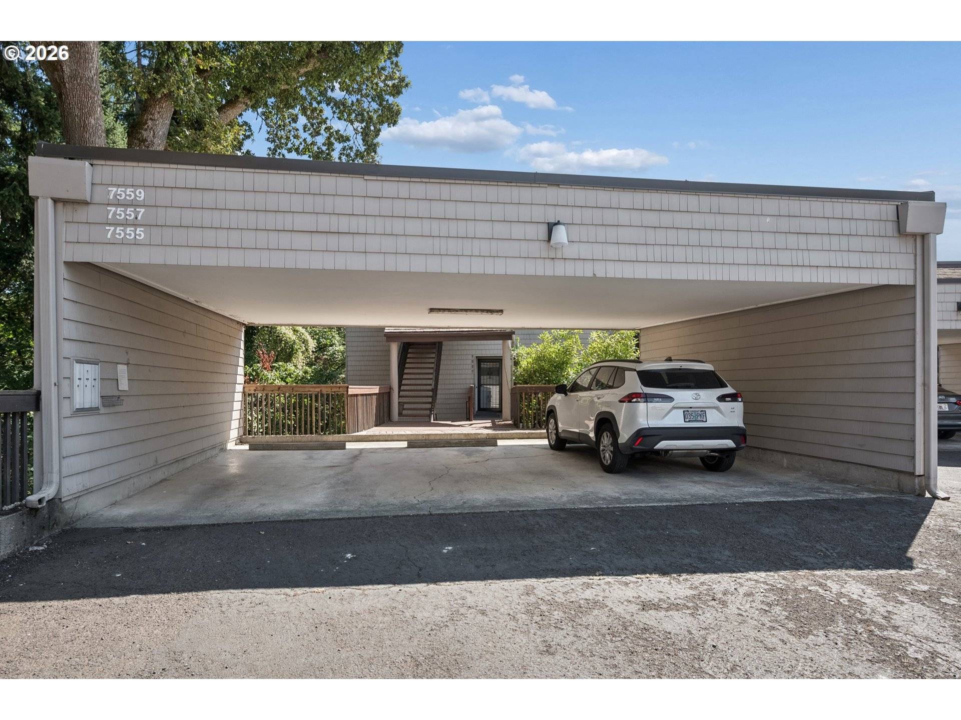 7557 N EDGEWATER AVE, Portland, OR 97203