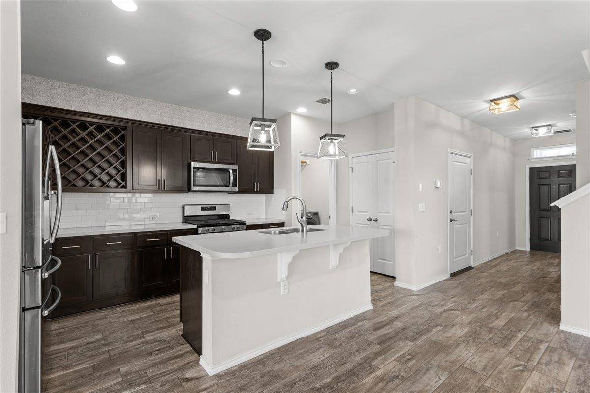 7917 Beacon Knob WAY, Austin, TX 78744