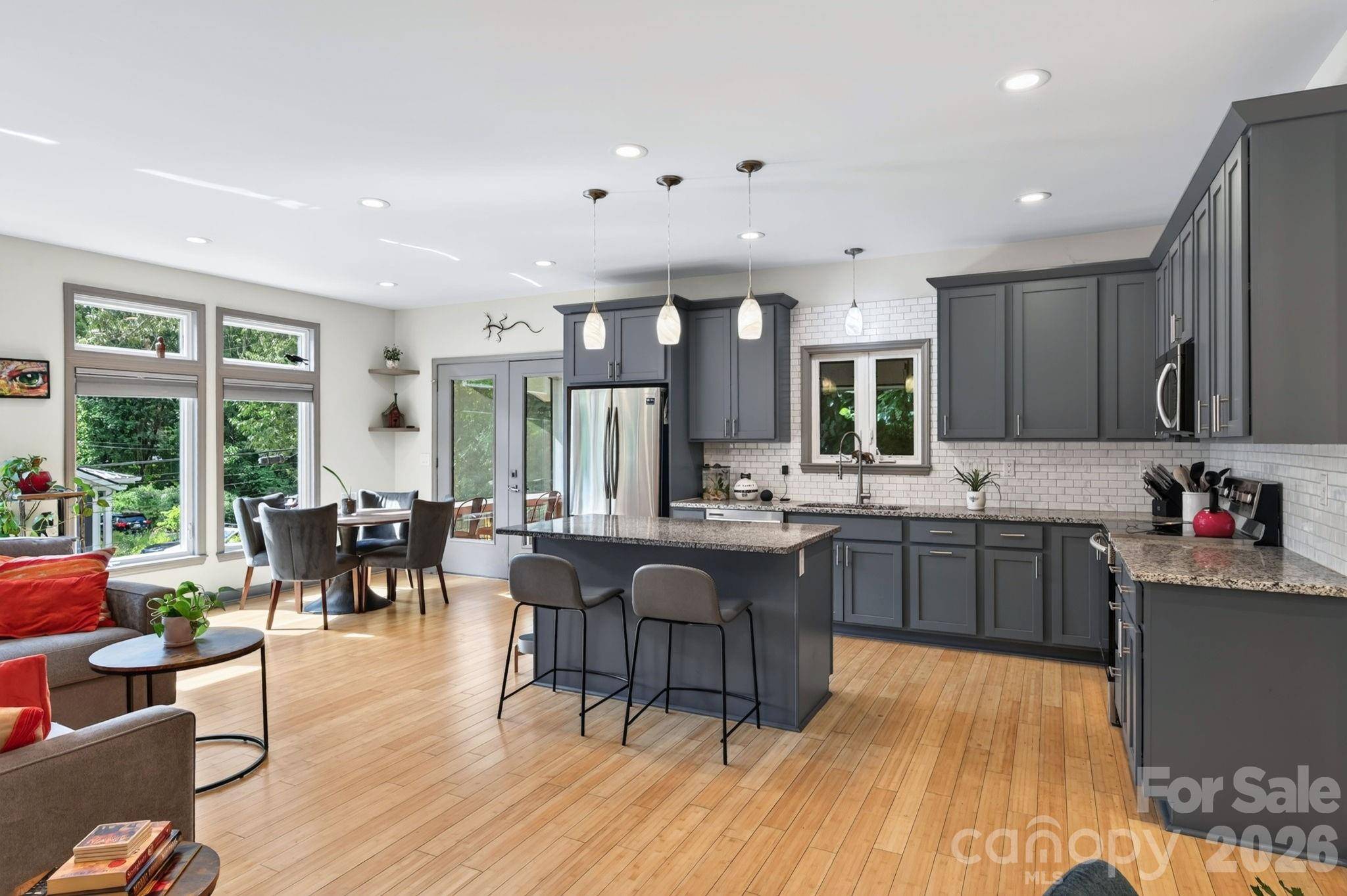 53 Waynesville AVE, Asheville, NC 28806