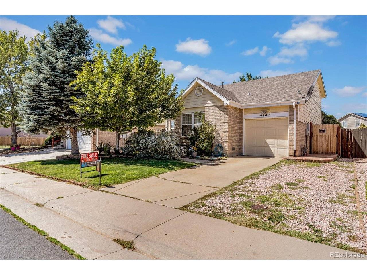 4909 Eagle, Denver, CO 80239