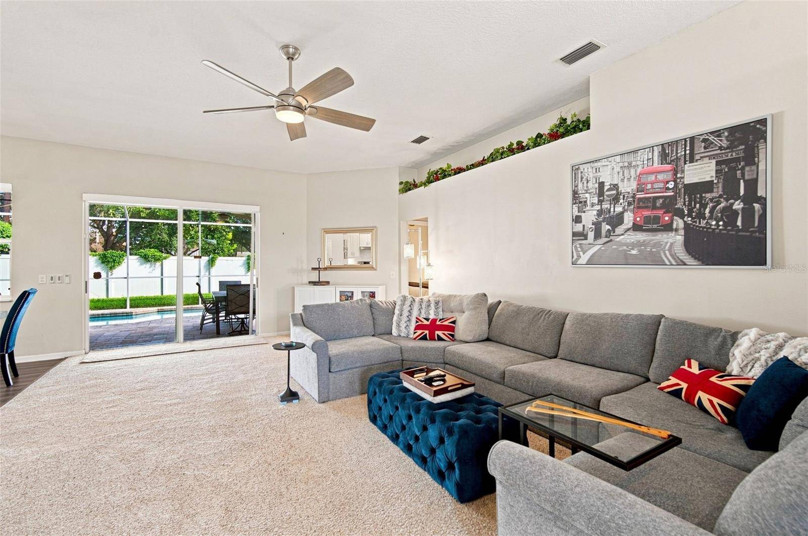 2020 ALAFIA OAKS DR, Valrico, FL 33596
