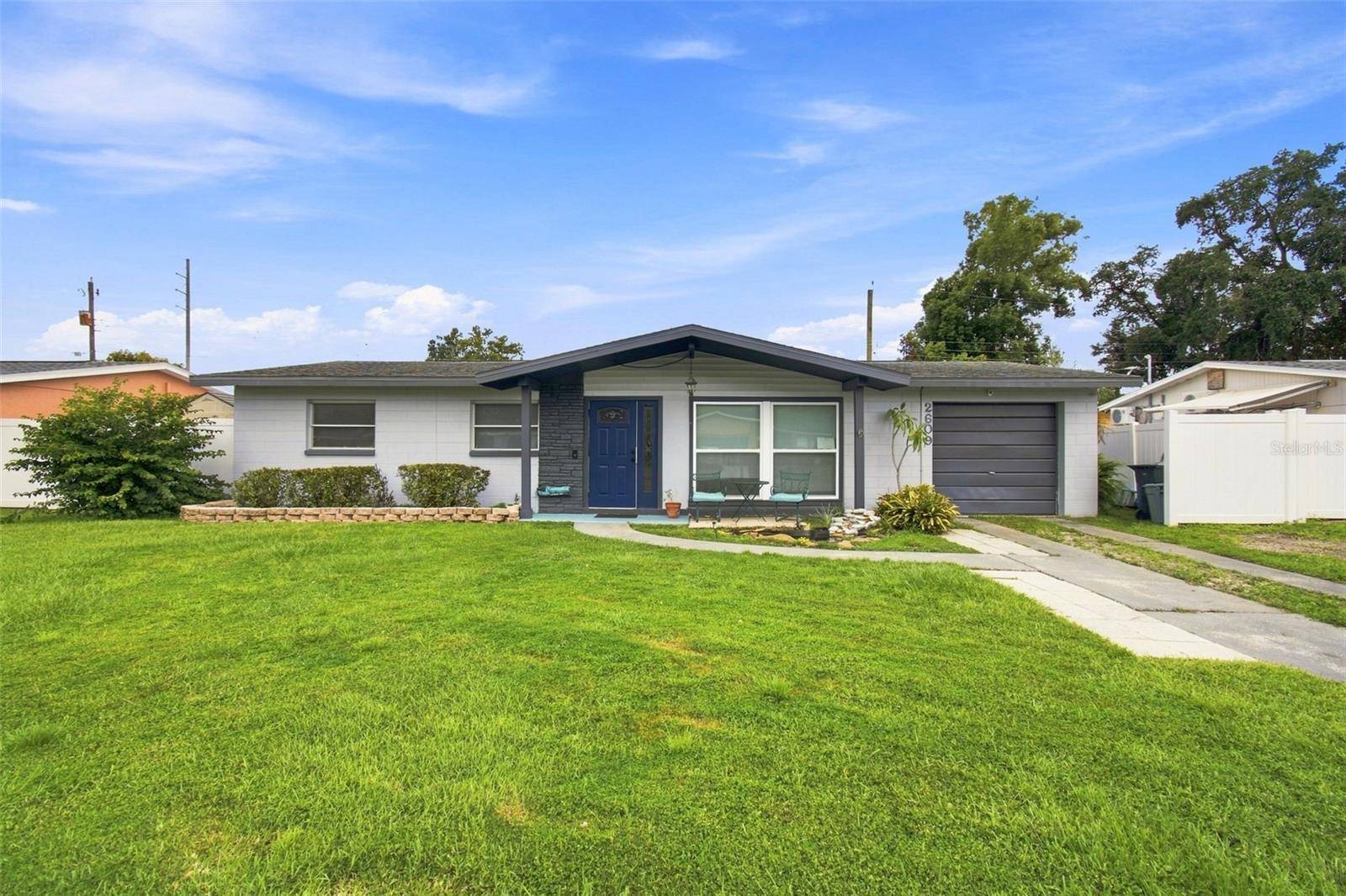 2609 AUBURN AVE W, Tampa, FL 33614