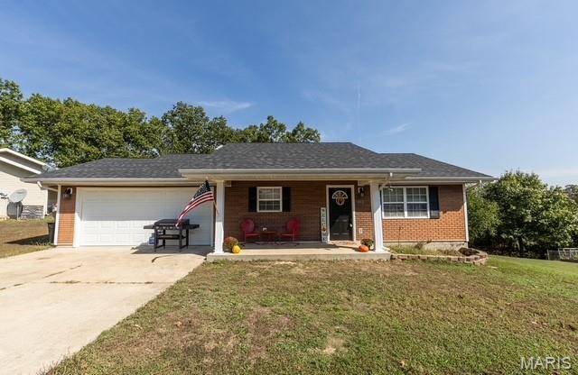412 Fleetwood DR, Waynesville, MO 65583