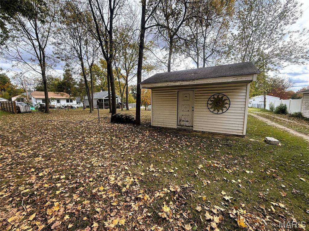 706 Ellis ST, Elsberry, MO 63343