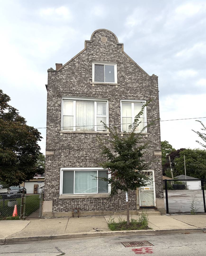 2842-46 S Quinn ST, Chicago, IL 60608