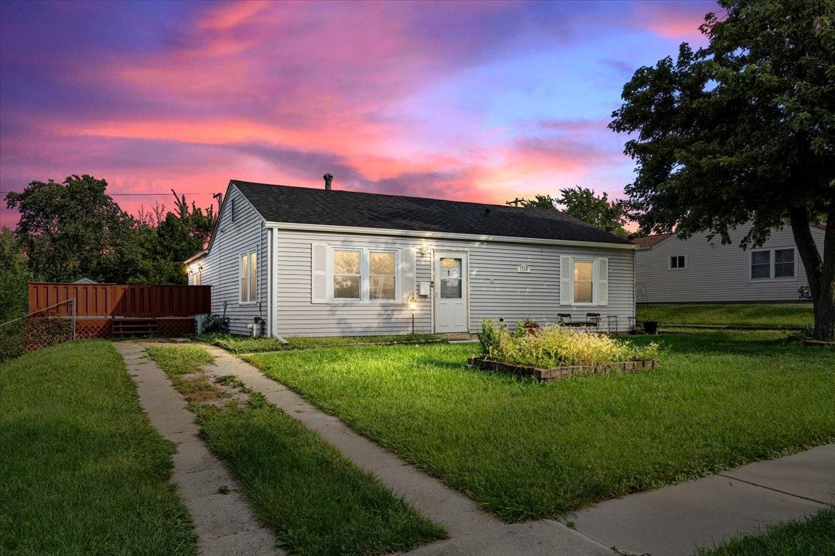 1714 Burry Circle DR, Crest Hill, IL 60403