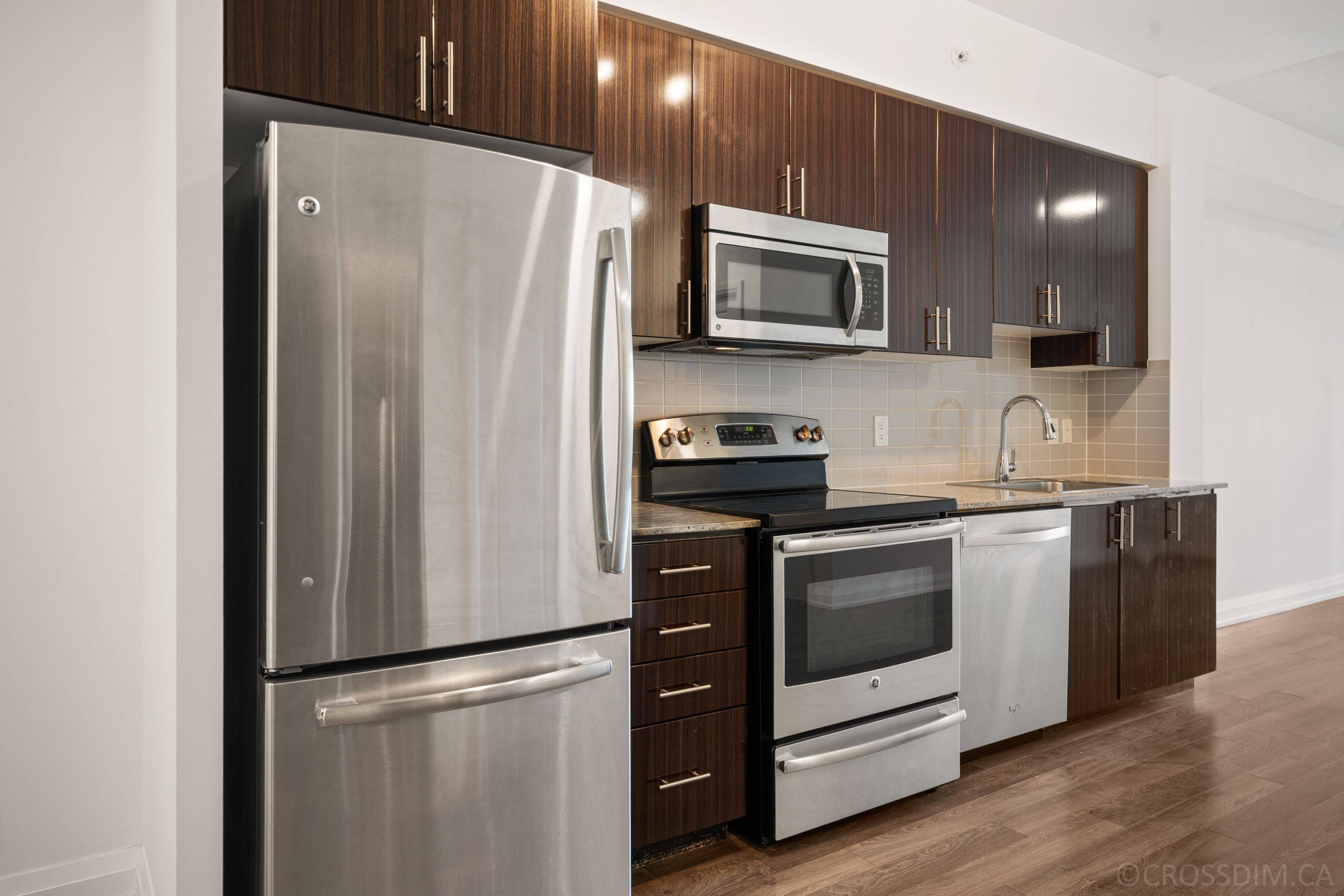 7161 Yonge ST #727, Markham, ON L3T 0C8