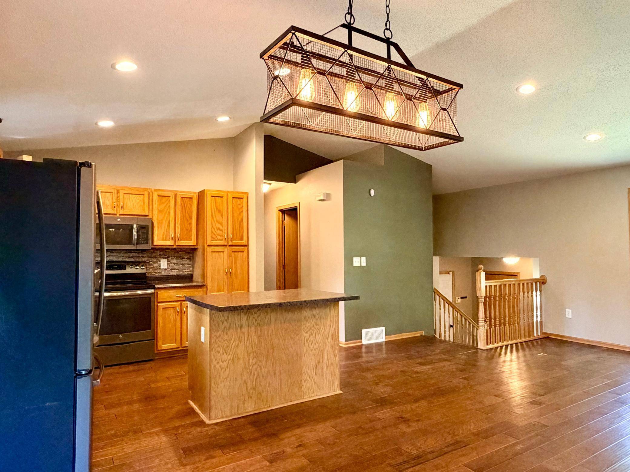 2110 Darling AVE E, Alexandria, MN 56308