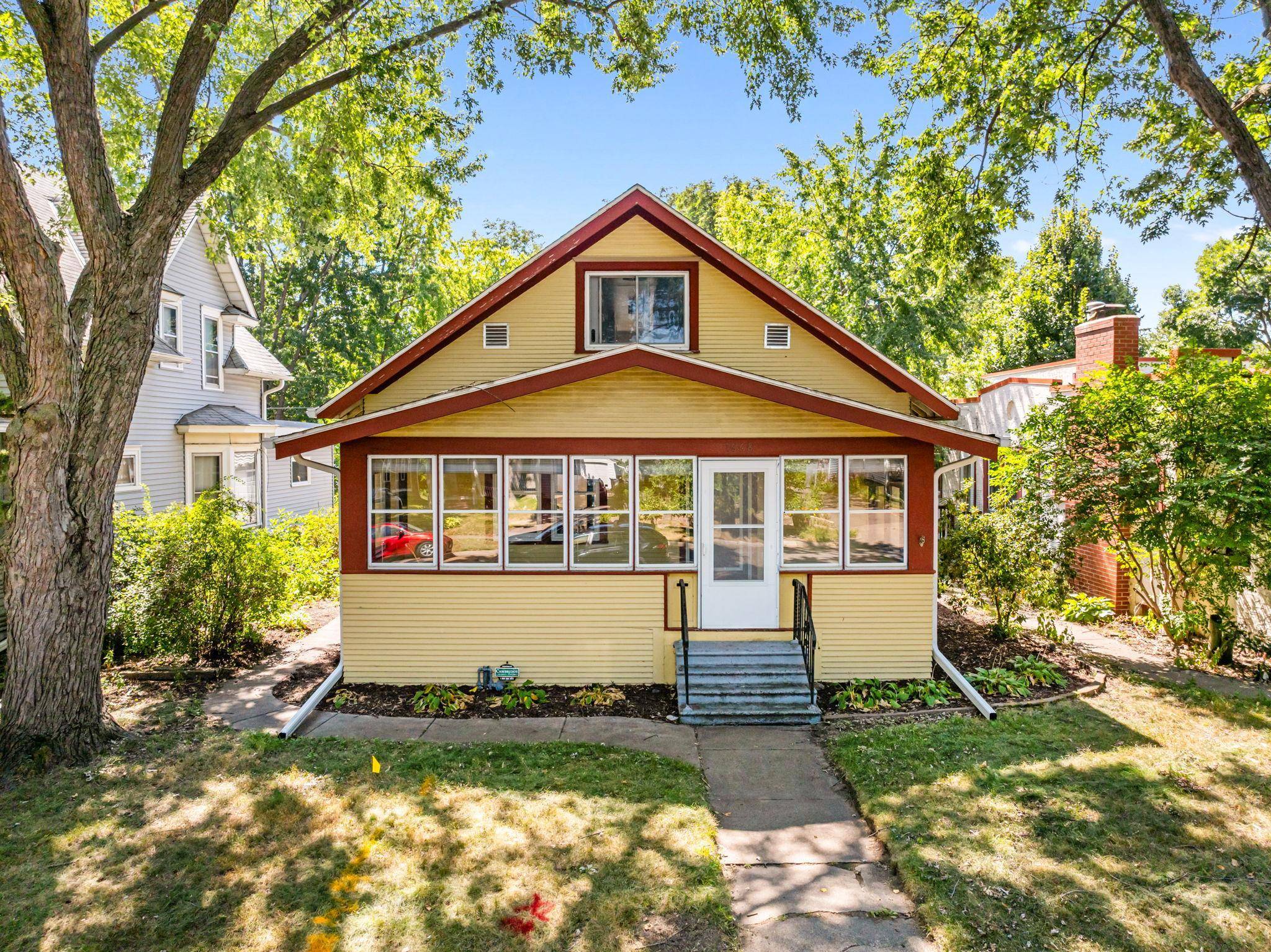 1668 Blair AVE, Saint Paul, MN 55104