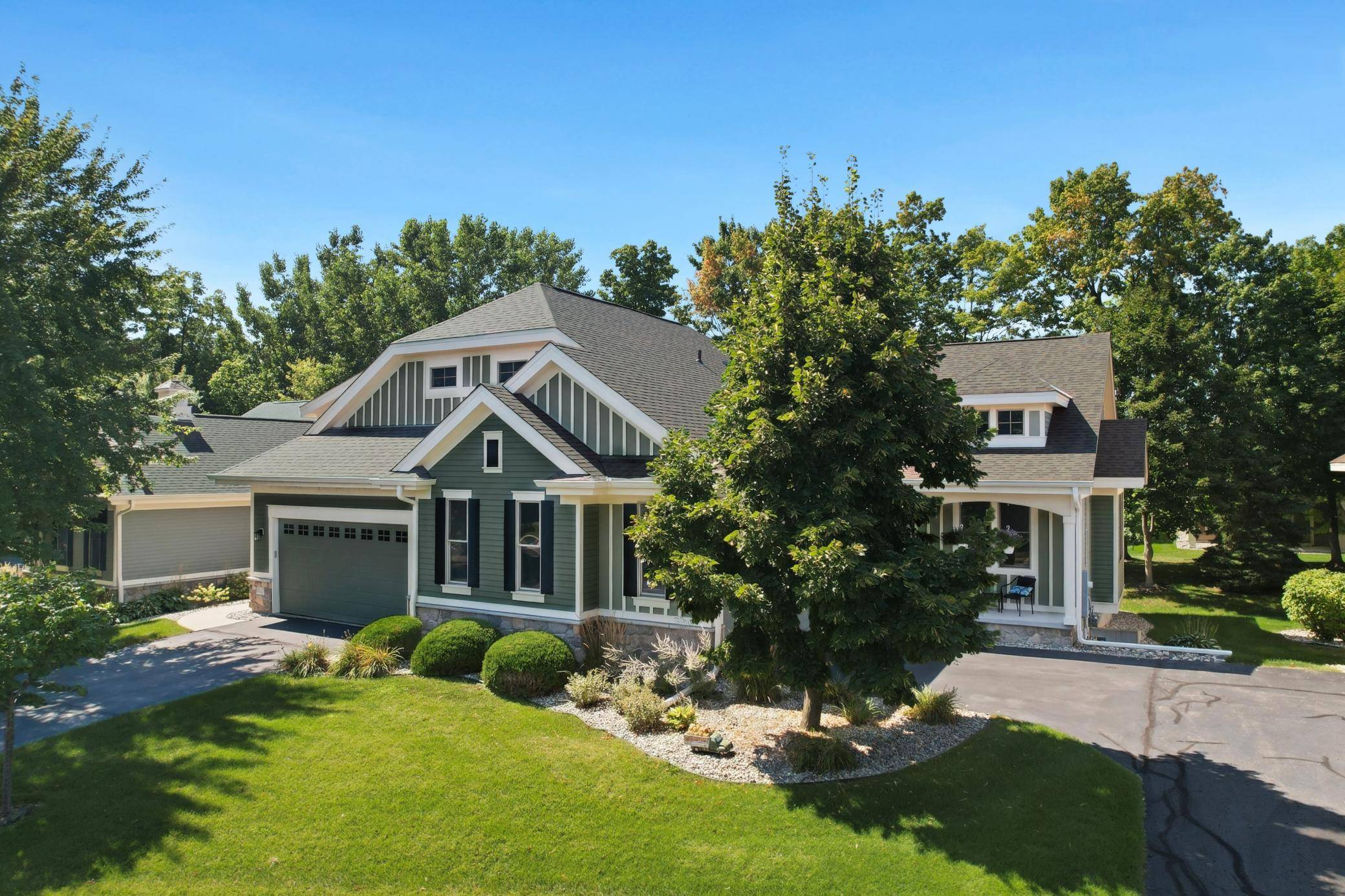 4033 Heritage LN SE, Prior Lake, MN 55372