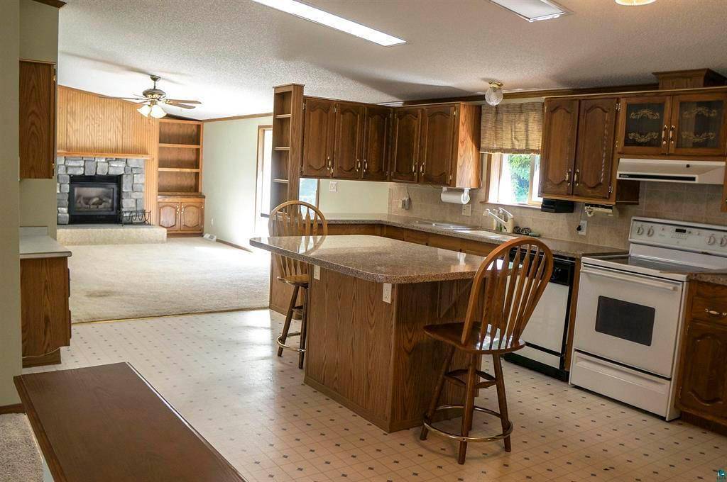 12 Olea AVE, Duluth, MN 55810