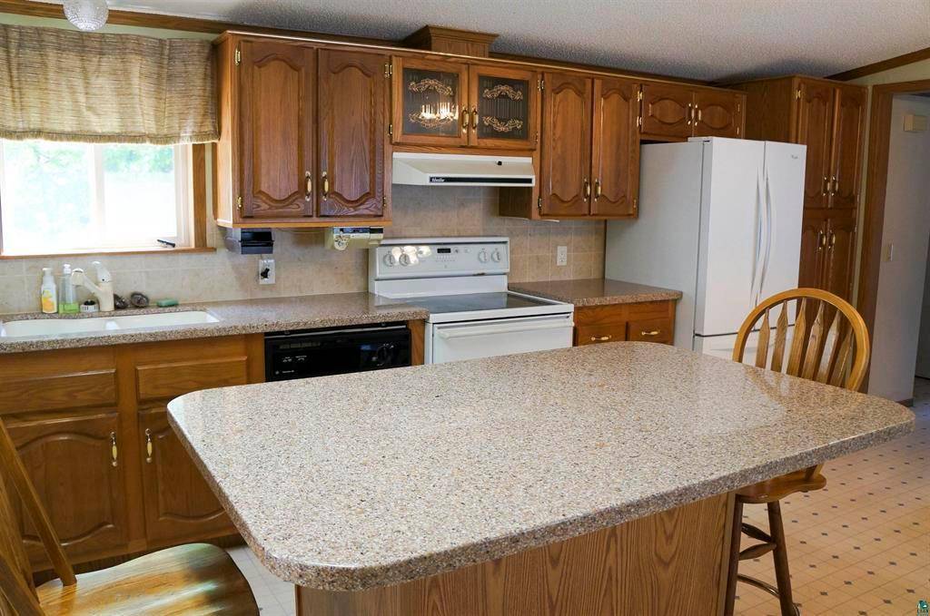 12 Olea AVE, Duluth, MN 55810