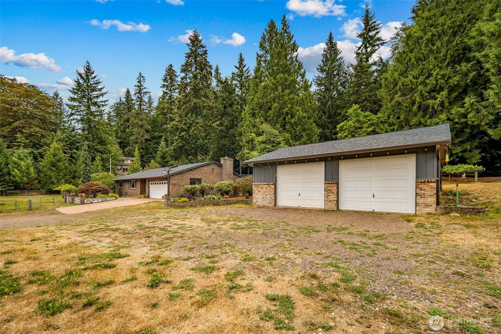 14908 221st AVE NE, Woodinville, WA 98077