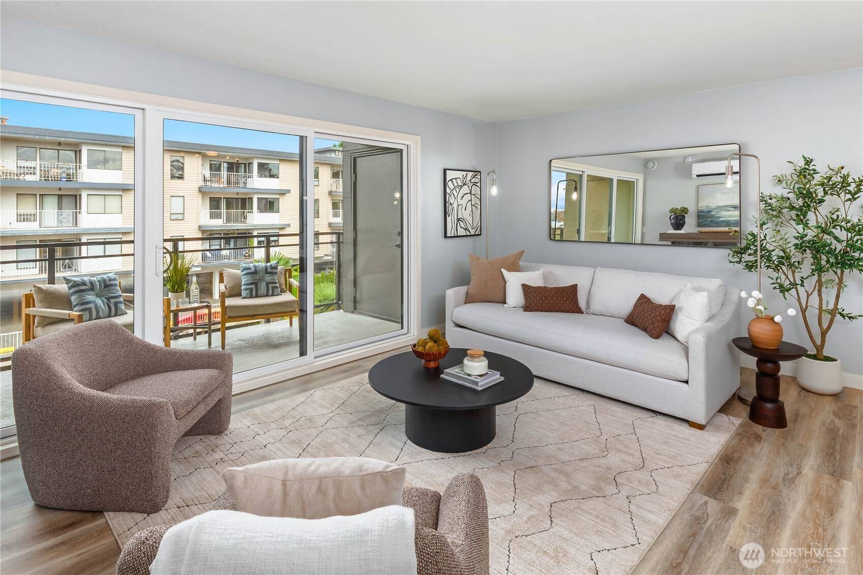 6401 Lake Washington BLVD NE #307, Kirkland, WA 98033