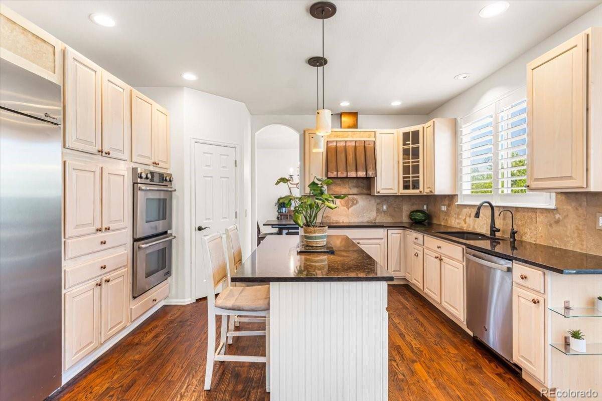 22045 E Hoover DR, Aurora, CO 80016