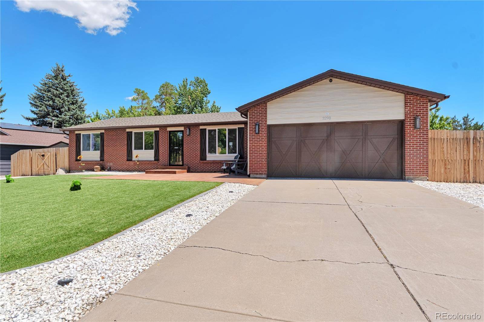 3298 S Olathe WAY, Aurora, CO 80013