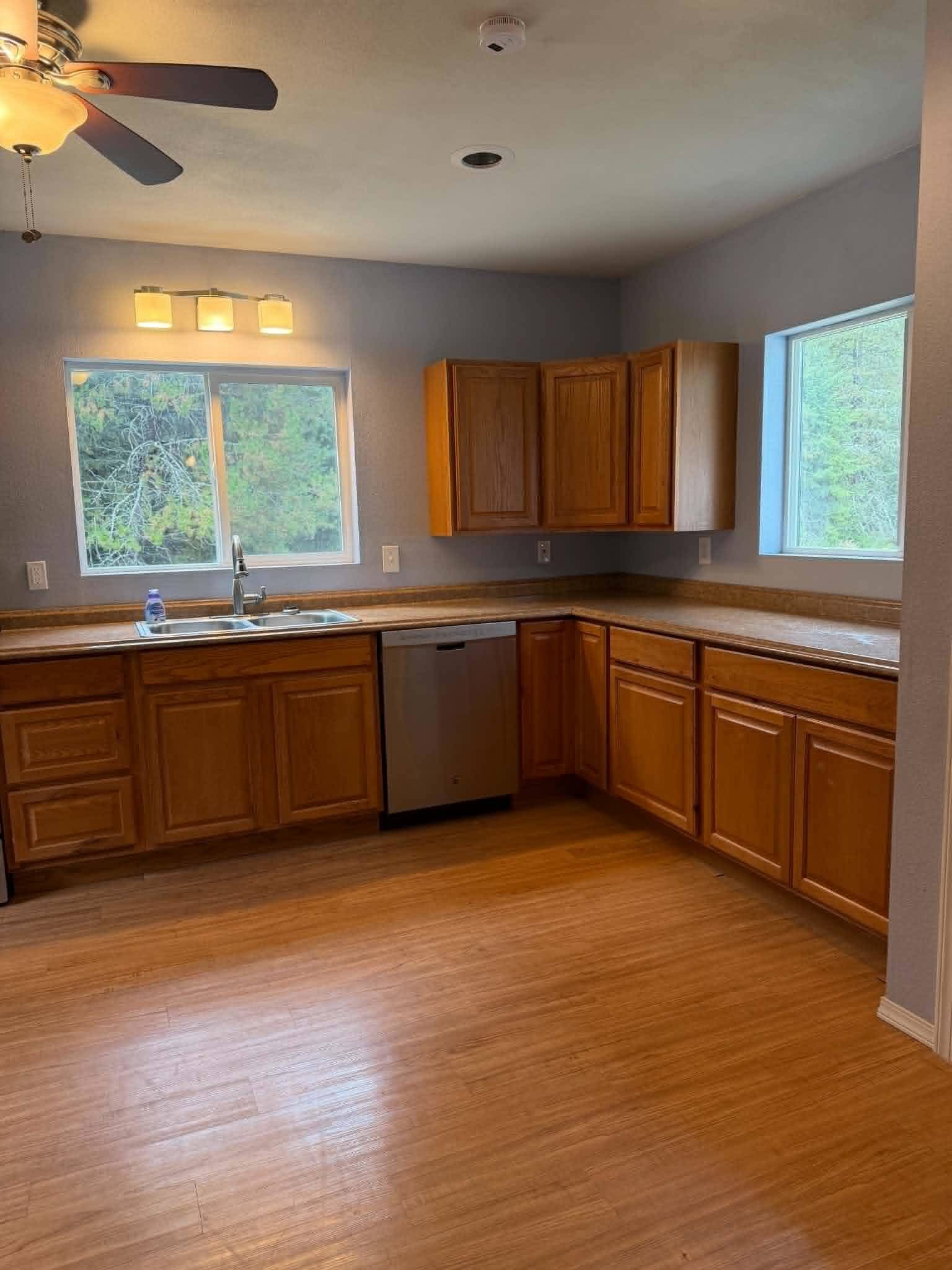 229 W Chippewa Ave, Ione, WA 99139