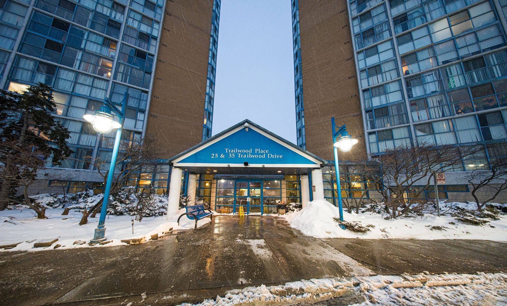 35 Trailwood DR #1112, Mississauga, ON L4Z 3L6