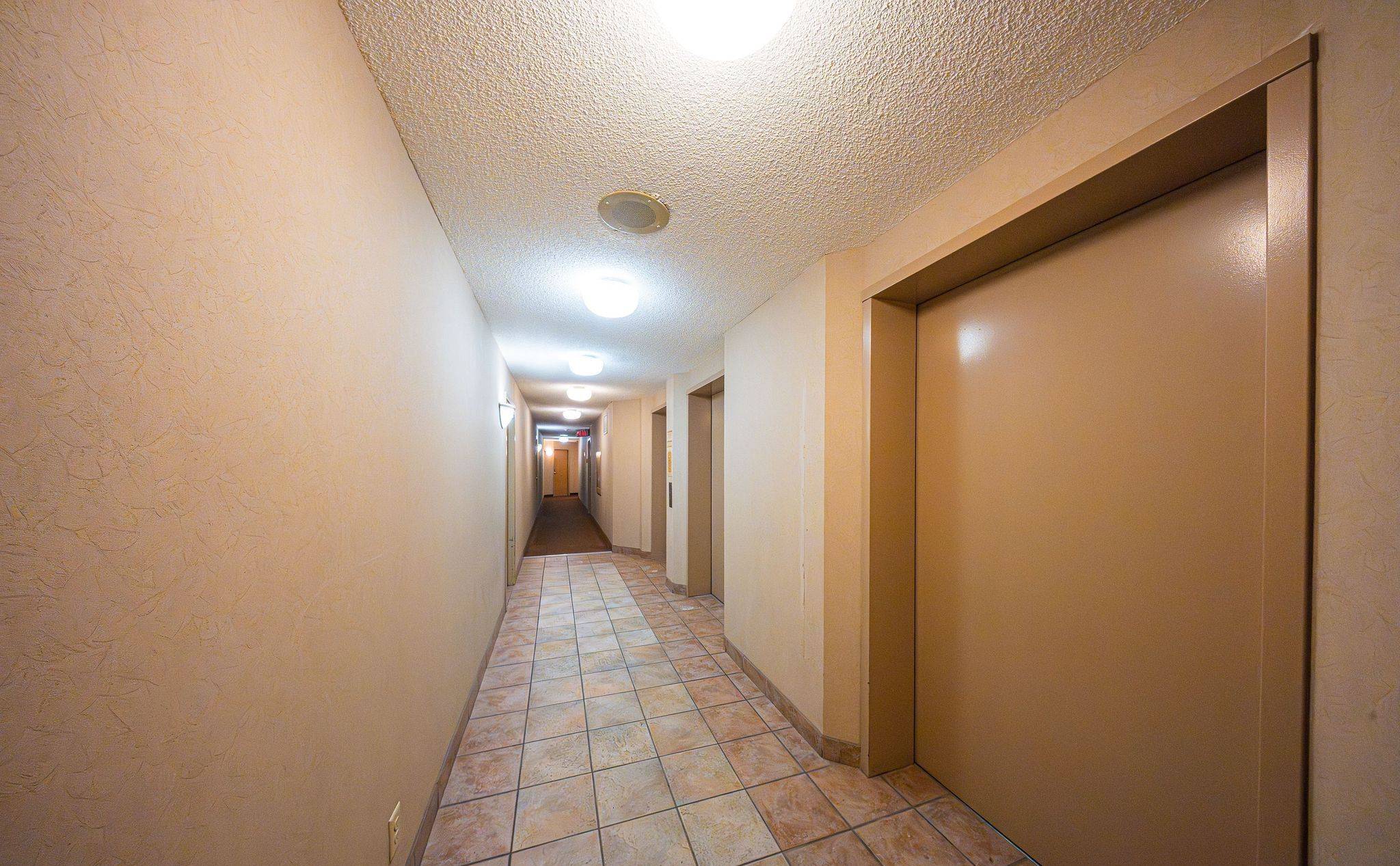 35 Trailwood DR #1112, Mississauga, ON L4Z 3L6
