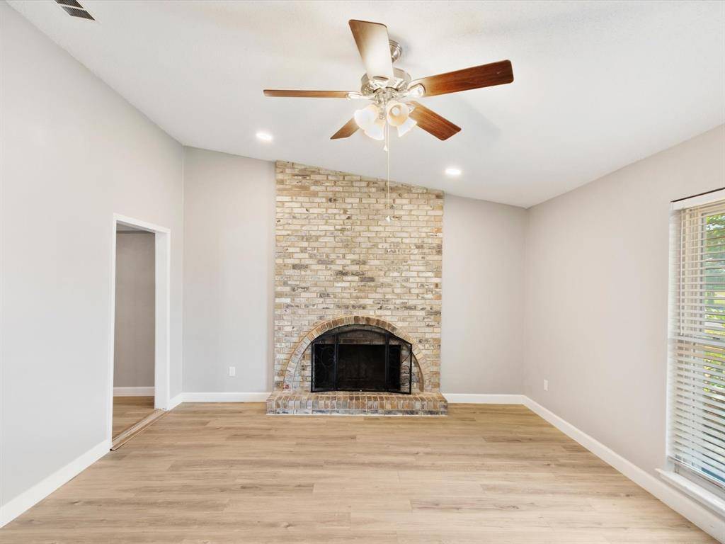 3215 Rockne Lane, Mesquite, TX 75150