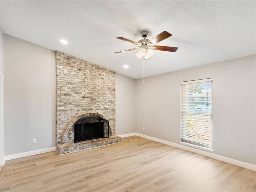 3215 Rockne Lane, Mesquite, TX 75150
