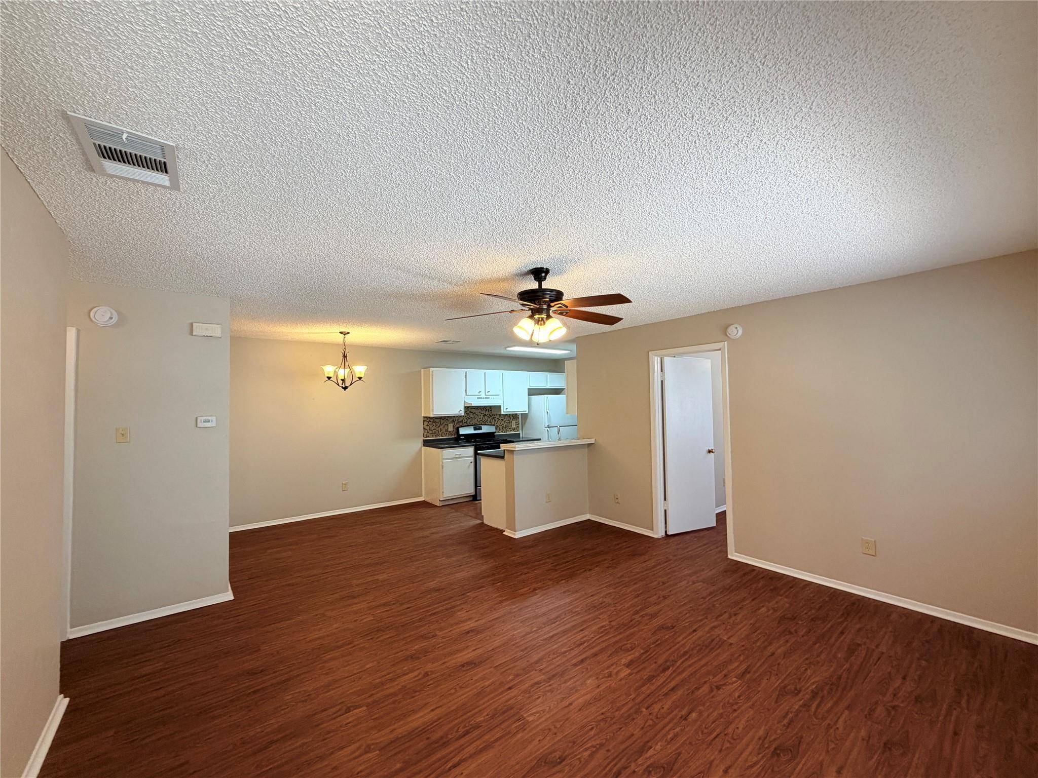 12102 Arrowwood DR #B, Austin, TX 78727
