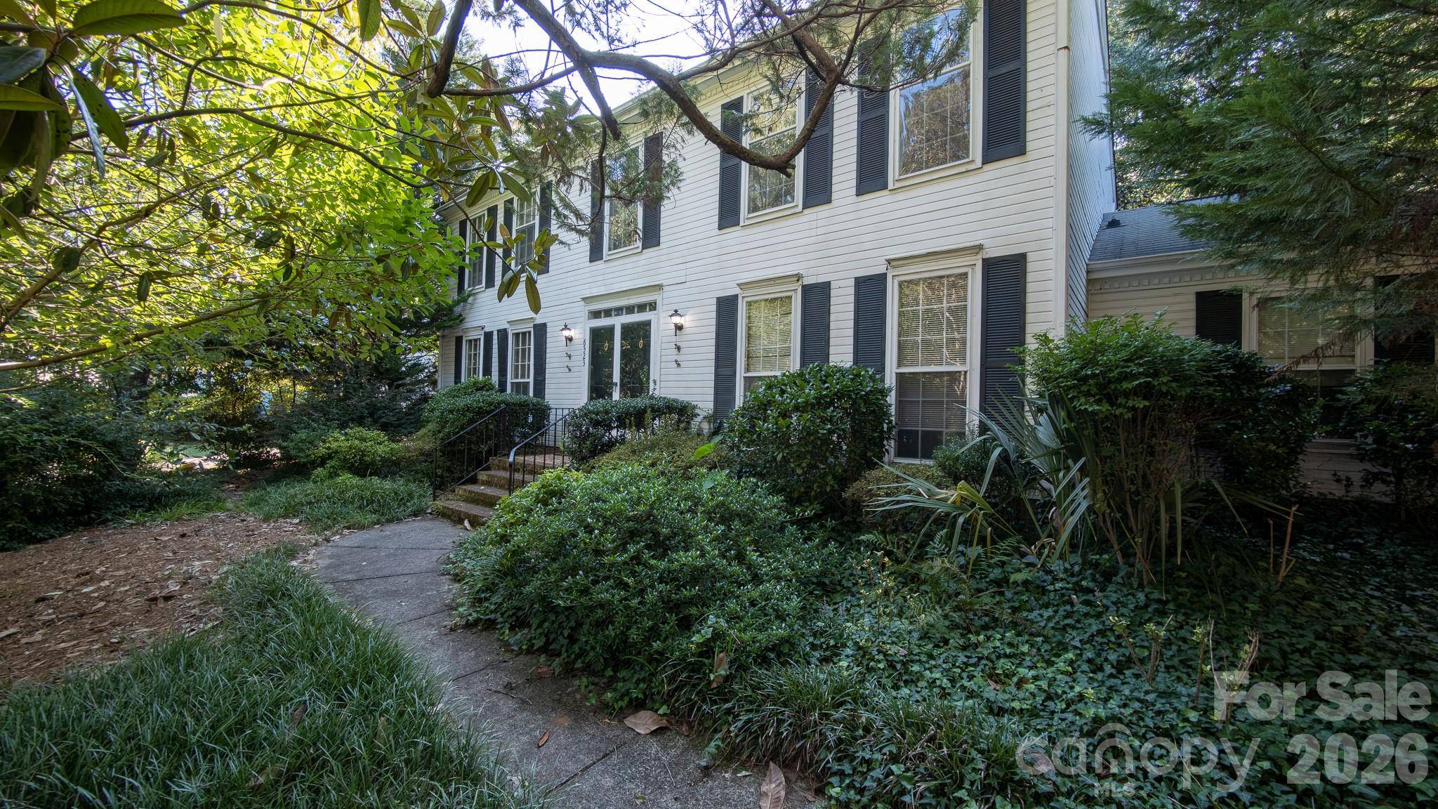 6323 Chalyce LN, Charlotte, NC 28270