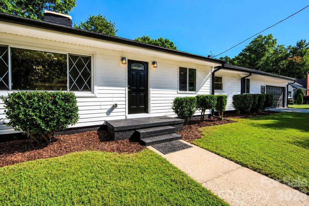 300 King ST, Monroe, NC 28110