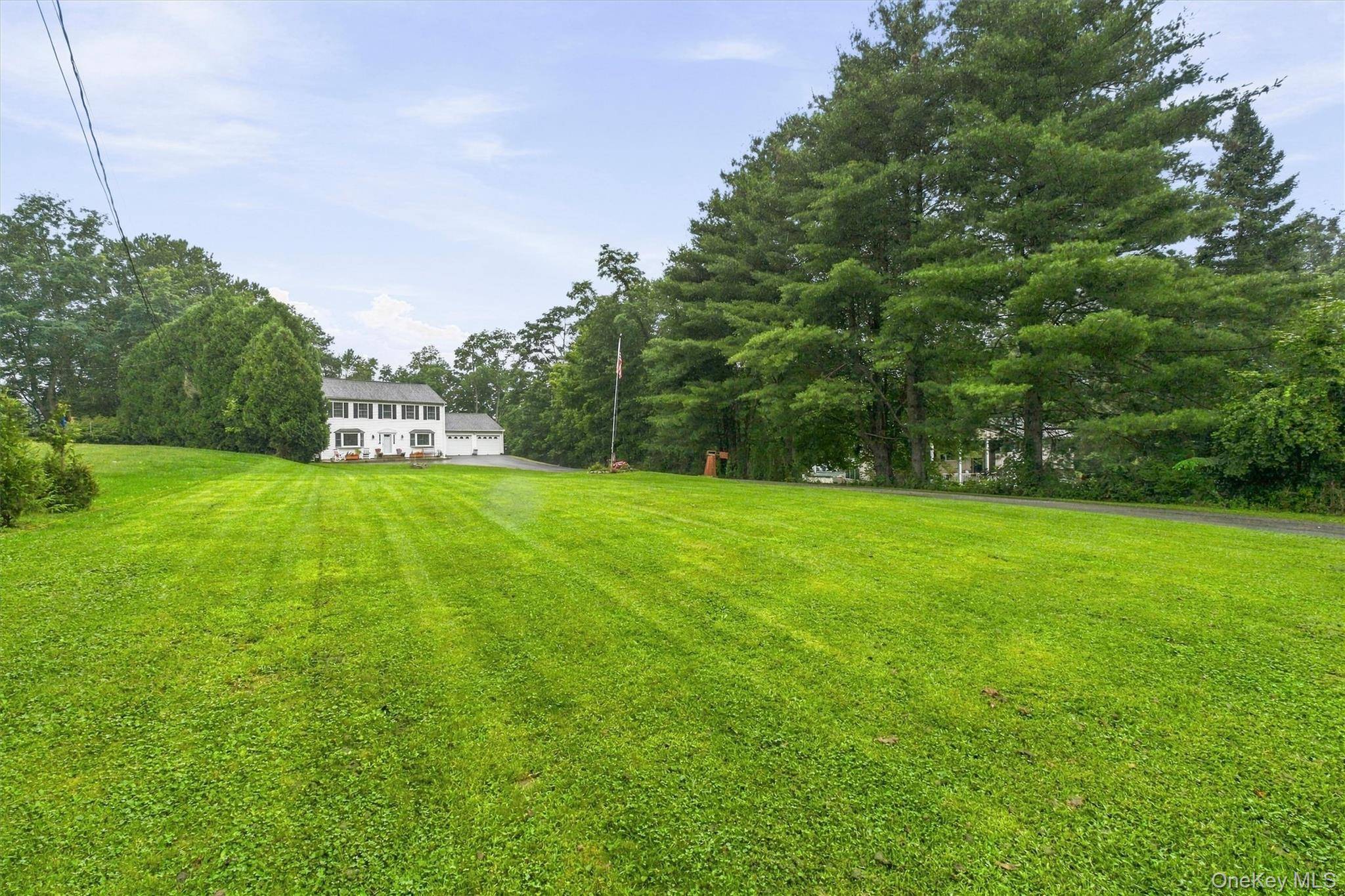 20 Cary RD, Hyde Park, NY 12538