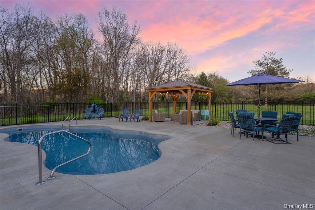854 County Route 9, Ghent, NY 12075