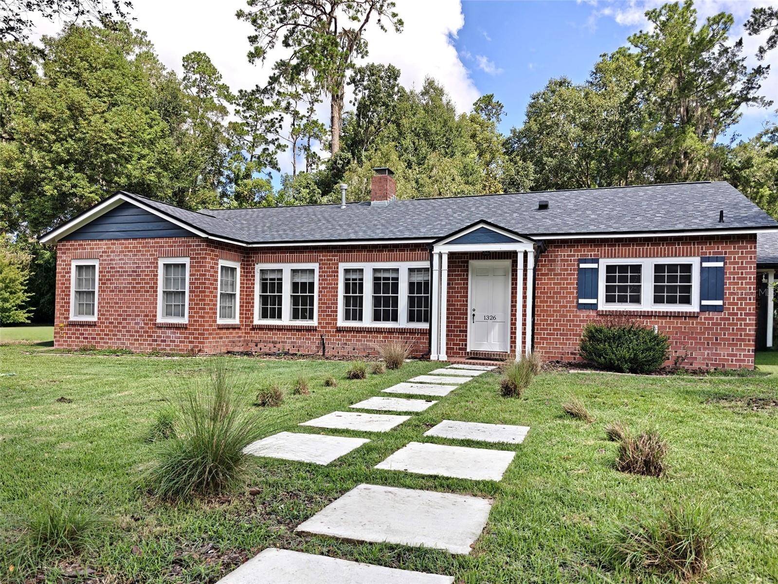 1326 NW 10TH AVE, Gainesville, FL 32605