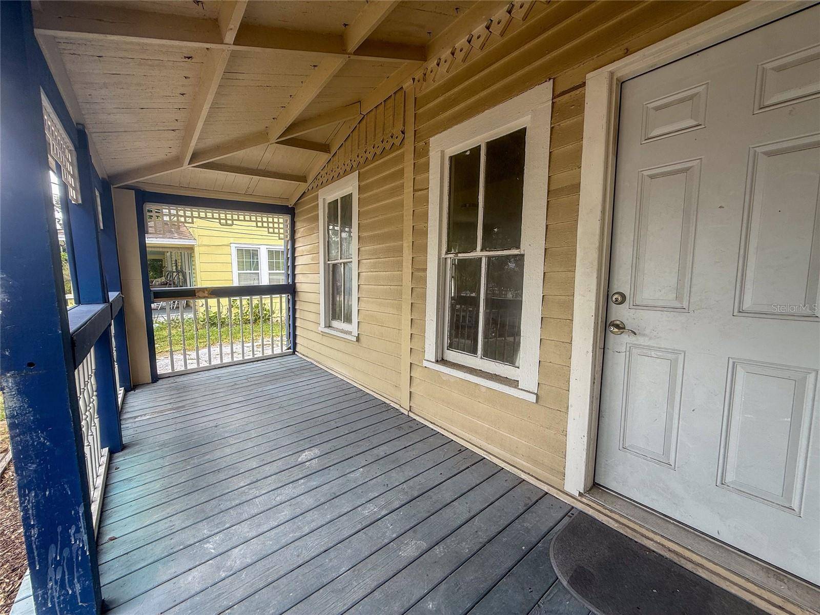 19 N MARY ST, Eustis, FL 32726